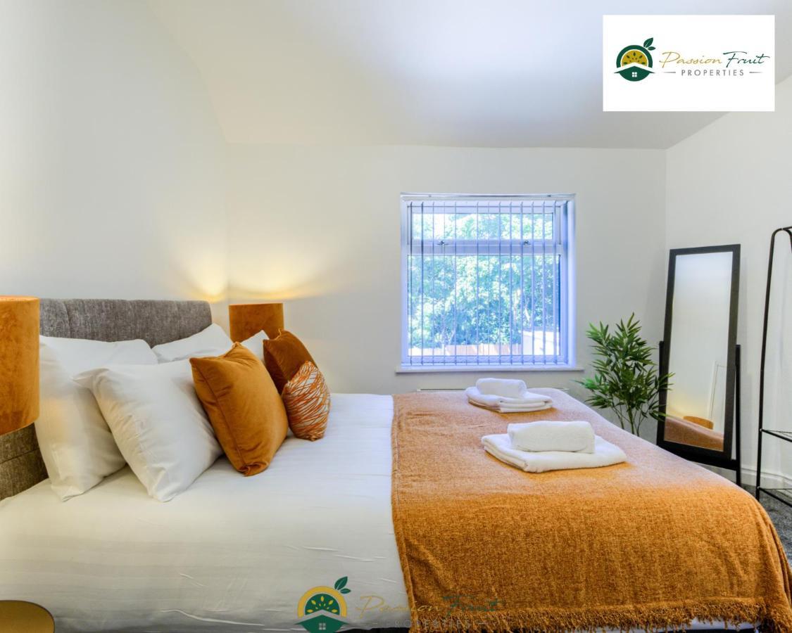 3 Bedroom Coventry House By Passionfruitproperties With Free Wi-Fi, Large Garden And Driveway - 52Nrc Dış mekan fotoğraf
